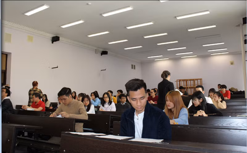 Sinh viên Việt Nam tranh tài tiếng Nga -0
