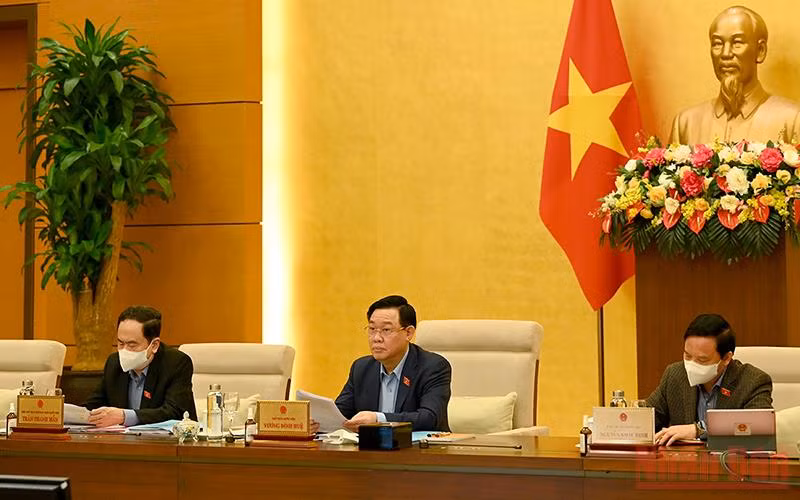 Xem xét chính sách tài khóa, tiền tệ để phục hồi và phát triển kinh tế, xã hội -0