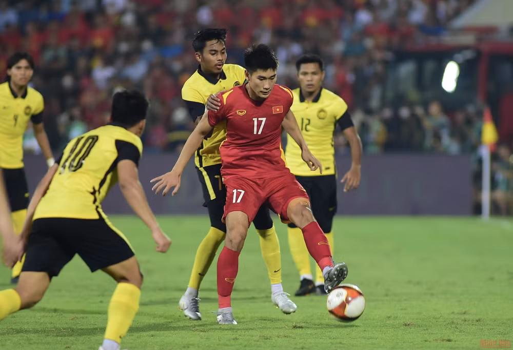 Những pha bóng hấp dẫn trong chiến thắng bán kết đầy cảm xúc của U23 Việt Nam -0