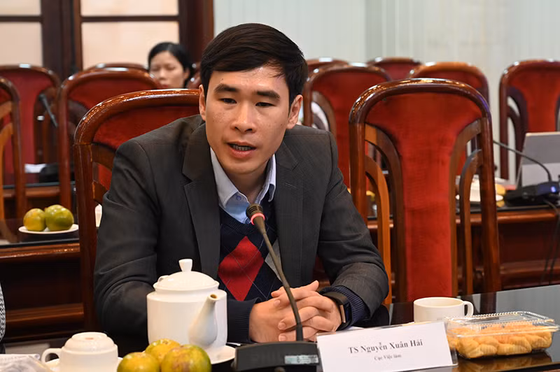 Tọa đàm trực tuyến “Phát triển thị trường lao động hiện đại tới năm 2030, tầm nhìn 2045” -0