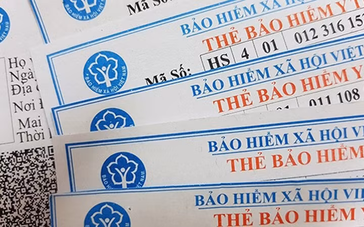 Hơn 3.000 người gia hạn thẻ bảo hiểm y tế trực tuyến qua bưu điện