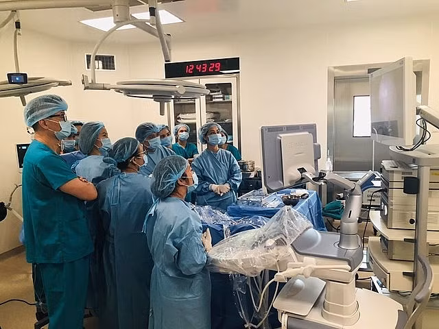 Một ca can thiệp bào thai do các bác sĩ Bệnh viện Phụ sản Hà Nội thực hiện. (Ảnh: BVCC)