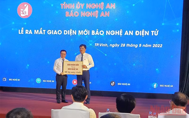 Báo Nghệ An điện tử ra mắt giao diện mới -0