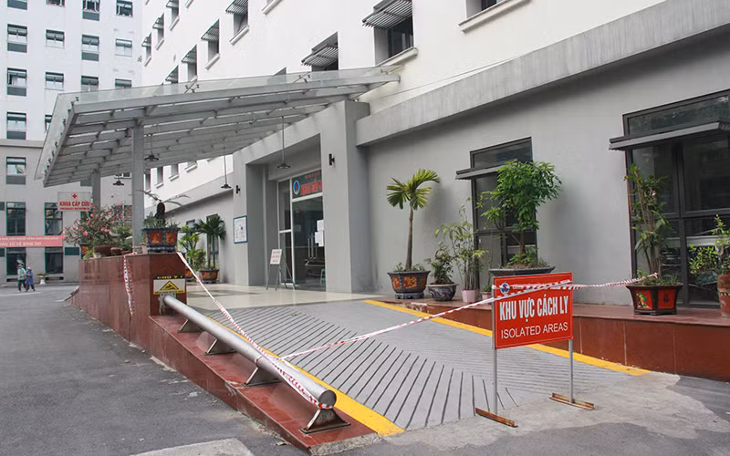 BV Việt Xô phong tỏa khoa Cấp cứu.