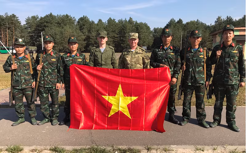 Công binh bảo vệ thành công Huy chương Đồng, Bắn tỉa lọt tốp 4 -0