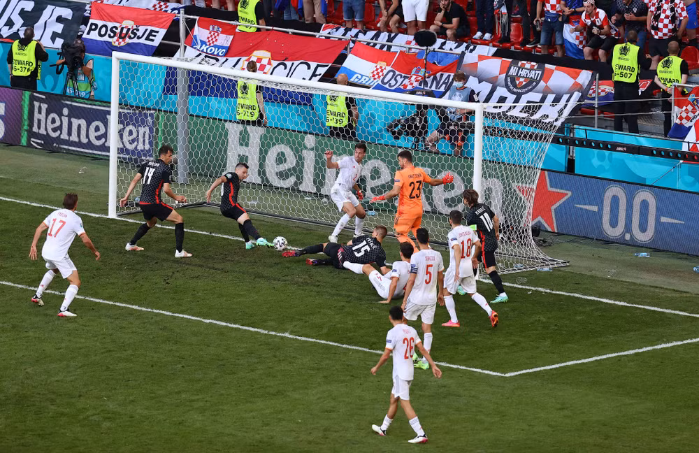 Tây Ban Nha 5 - 3 Croatia: Cơn mưa bàn thắng trên sân Parken -0