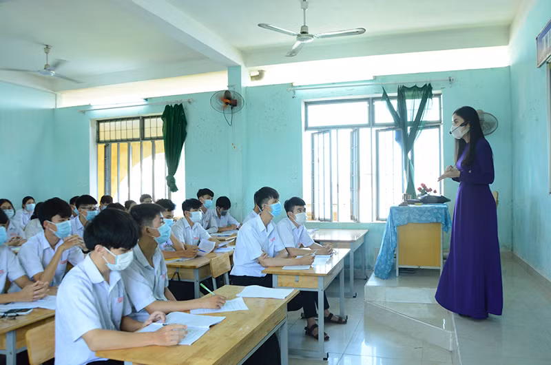 Từ ngày 11/10, học sinh phổ thông ở Quảng Ngãi học trực tiếp.