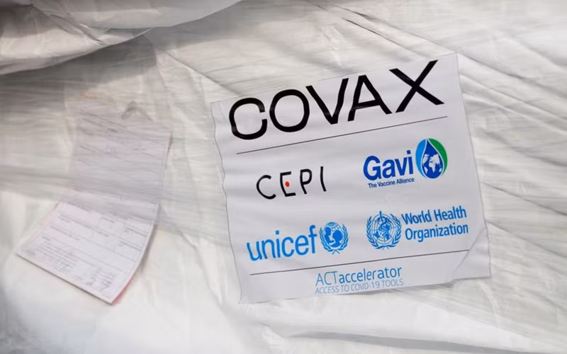Lô vaccine được chia sẻ thông qua cơ chế COVAX. (Ảnh: Reuters)