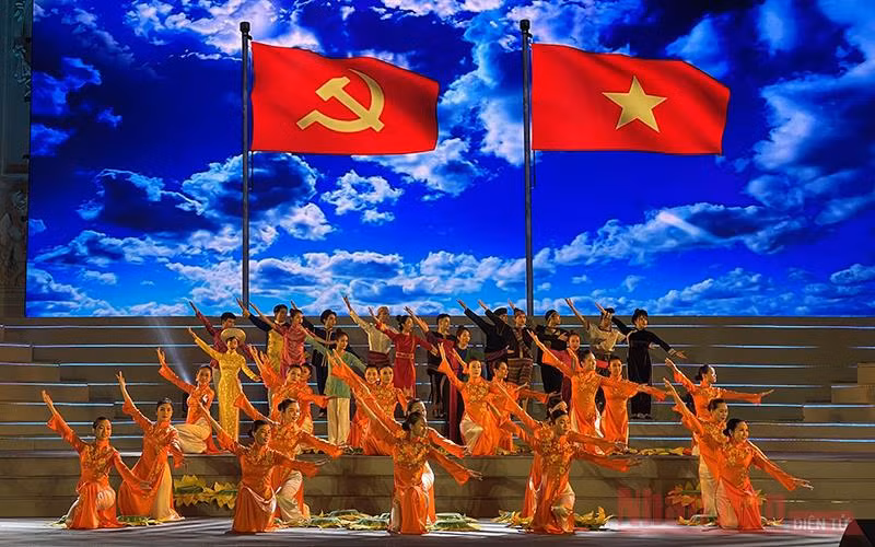 Tiết mục mở màn chương trình.