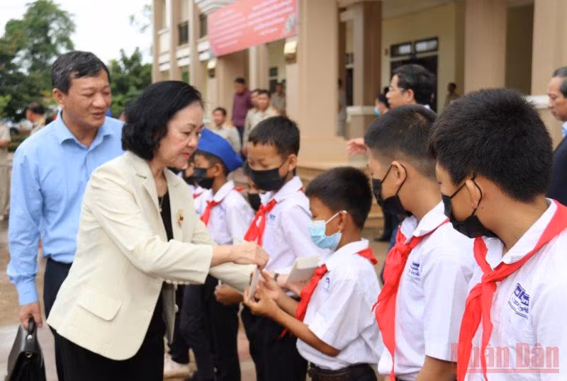Thúc đẩy hợp tác toàn diện giữa Việt Nam và Lào -0