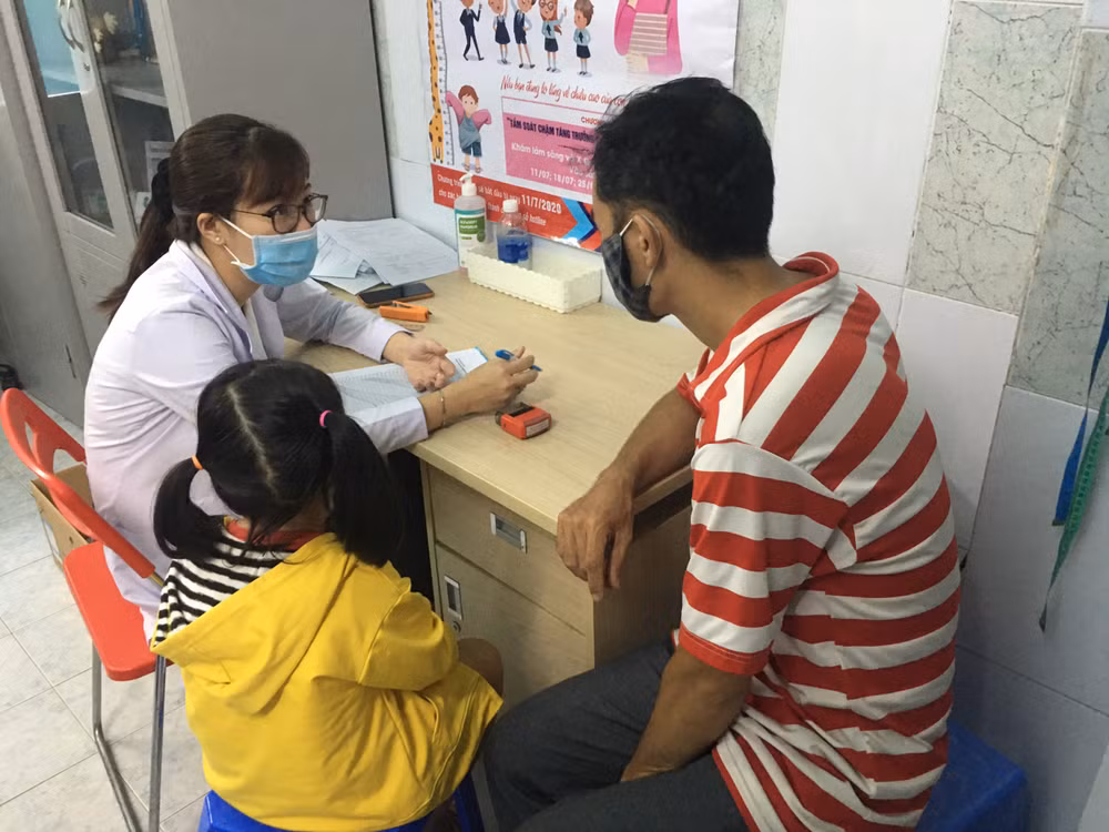 Đừng làm mất cơ hội vàng can thiệp tăng chiều cao cho trẻ -0