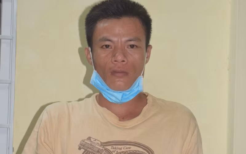 Đối tượng Nguyễn Tấn Thạch bị tạm giữ tại Công an TP Tuy Hòa để điều tra.