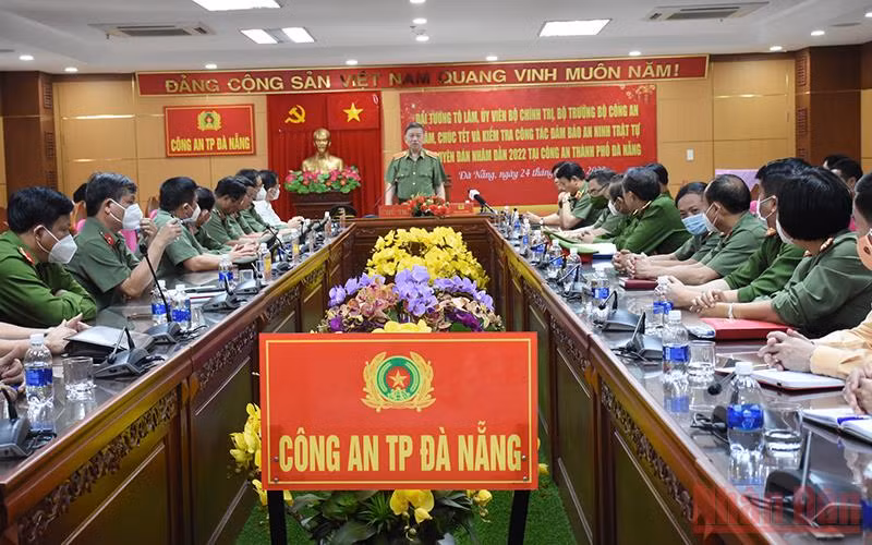 Bộ trưởng Công an Tô Lâm thăm, làm việc tại thành phố Đà Nẵng -0