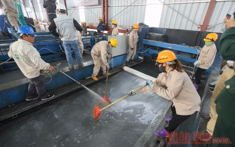 Dự kiến hoàn thành sửa cầu Thăng Long vào 31-12