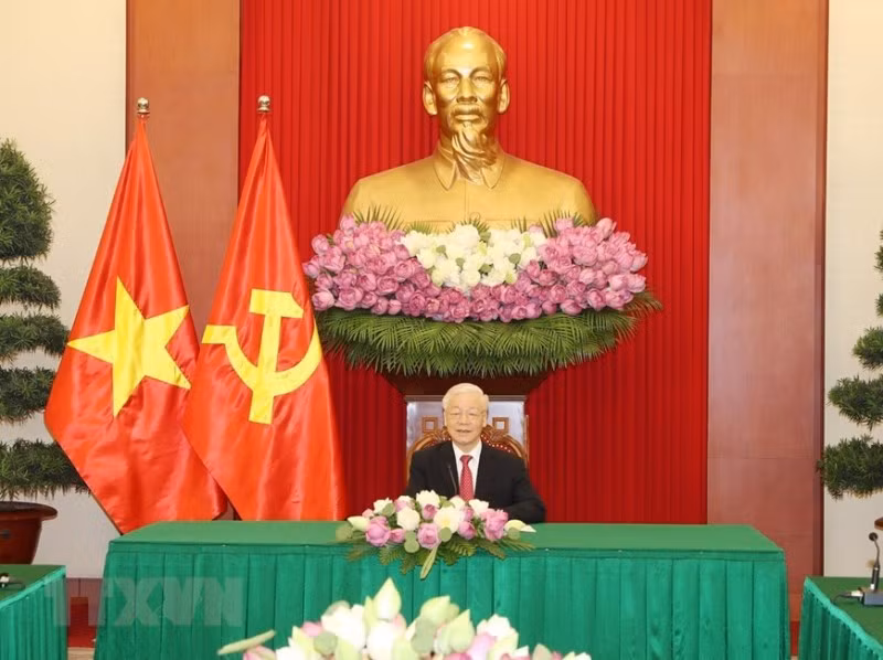 Tổng Bí thư Nguyễn Phú Trọng điện đàm trực tiếp với Tổng thống Sri Lanka Gotabaya Rajapaksa. Ảnh TTXVN