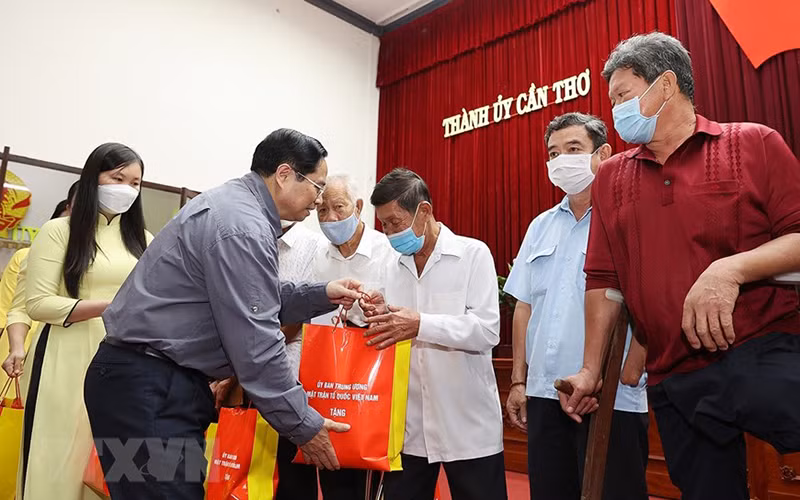 Thủ tướng Phạm Minh Chính thăm, chúc Tết Quân khu 9 -0