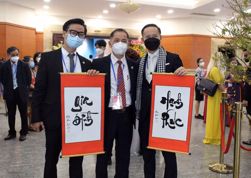 TP Hồ Chí Minh họp mặt người Việt Nam ở nước ngoài -0