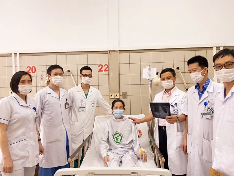 Bệnh nhân hồi phục sau ba tháng nằm viện.