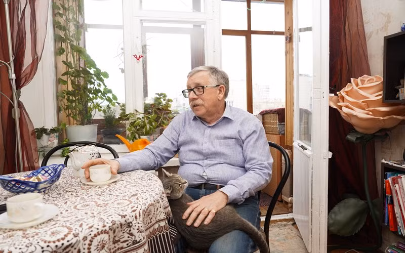Ông Petr Tsvetov kể lại kỷ niệm. 