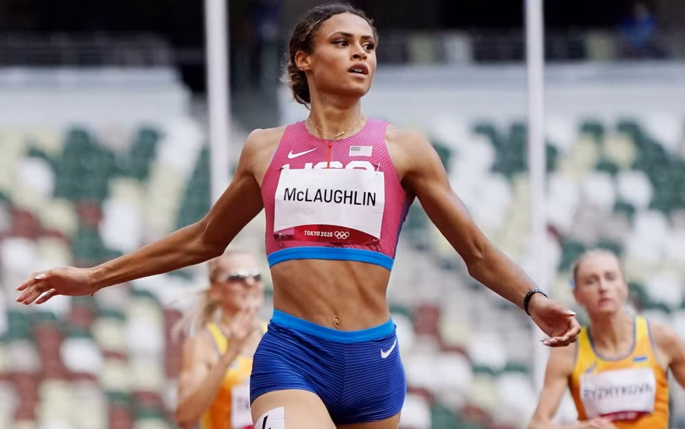Sydney McLaughlin giành huy chương vàng 400m vượt rào nữ với một kỷ lục thế giới mới. (Ảnh: Reuters)