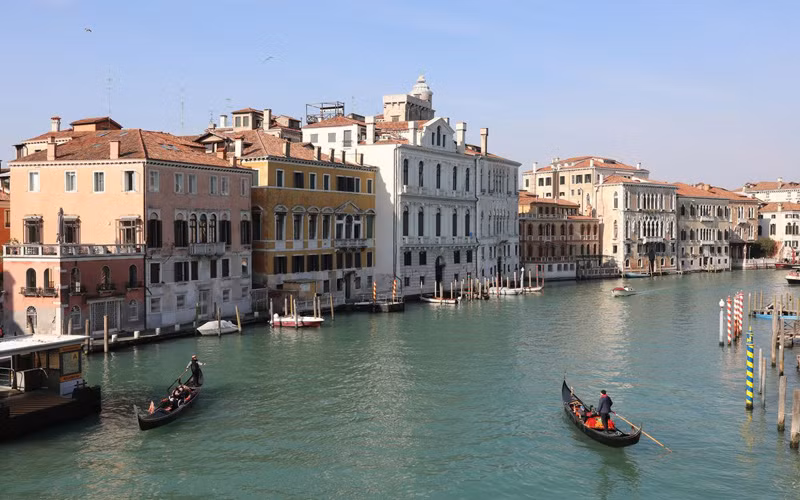 Italy sẽ cấp một loại giấy chứng nhận thay thế cho Chứng chỉ Xanh kỹ thuật số của EU để mở cửa sớm du lịch (Ảnh: Italy24news)