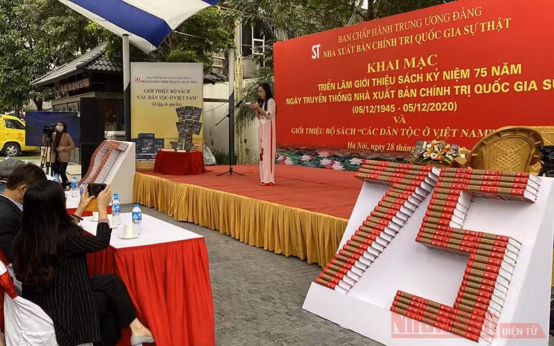 NXB Chính trị quốc gia Sự thật – 75 năm xây dựng và phát triển -0