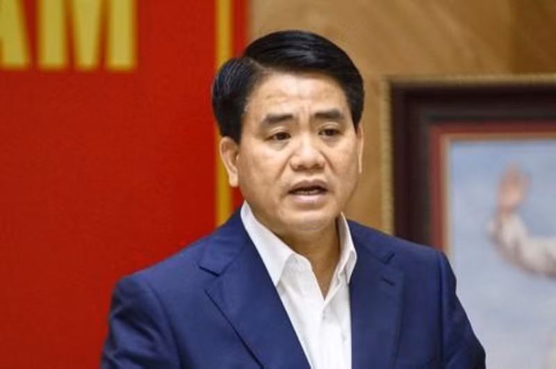 Ông Nguyễn Đức Chung bị khởi tố về tội Lợi dụng chức vụ, quyền hạn trong khi thi hành công vụ.
