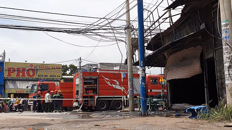 Hiện trường vụ cháy làm ba người tử vong.