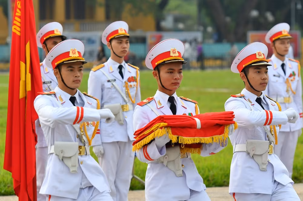 Thiêng liêng nghi lễ thượng cờ tại Quảng trường Ba Đình -0