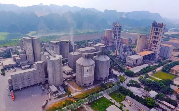 Công ty cổ phần xi-măng VICEM Bút Sơn.