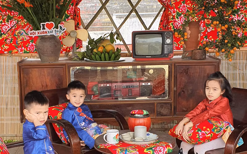 Tái hiện không gian Tết xưa tại lễ hội.