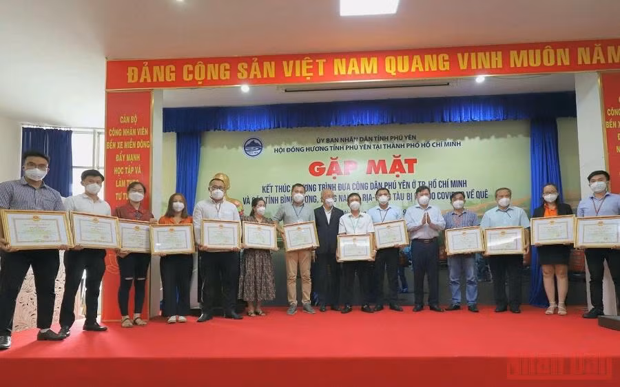 Phú Yên với hành trình thắm đượm nghĩa tình -0