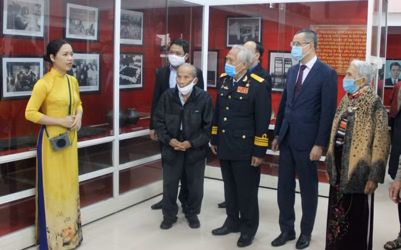Phú Yên kỷ niệm 60 năm Ngày đồng khởi Hòa Thịnh -0