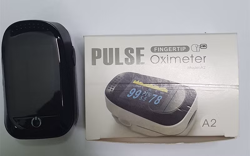 Bắt giữ 3.000 thiết bị đo nồng độ oxy và nhịp tim không rõ xuất xứ tại Hưng Yên -0