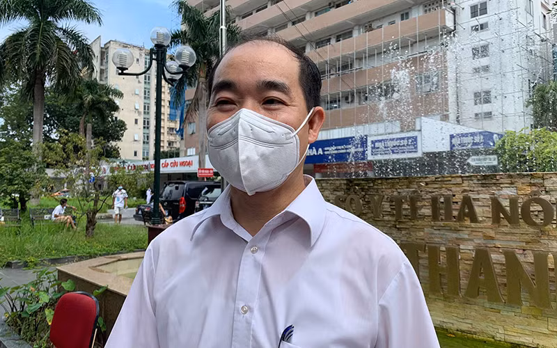 Ông Nguyễn Đình Hưng, Phó Giám đốc Sở Y tế Hà Nội.