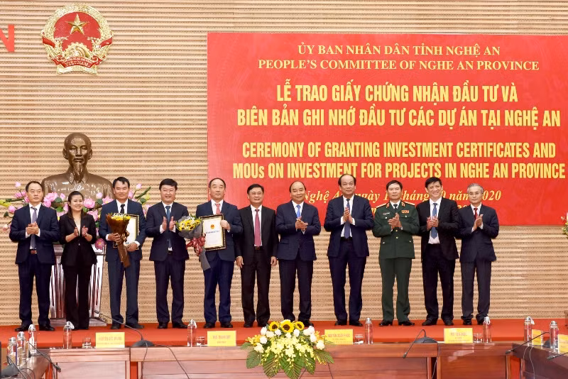 Thủ tướng Nguyễn Xuân Phúc dâng hương tại Khu di tích Kim Liên -0