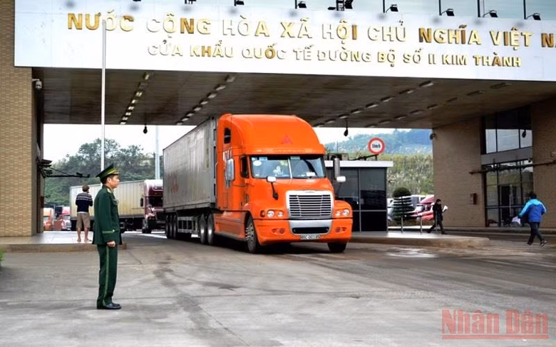 Hoạt động xuất, nhập khẩu qua Cửa khẩu Kim Thành (Lào Cai) trở lại bình thường.