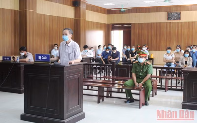 Toàn cảnh phiên xét xử.