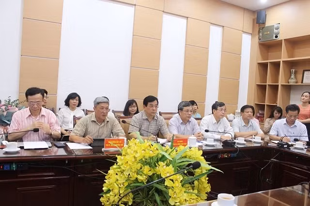 Các chuyên gia đầu ngành tại buổi hội chẩn quốc gia về BN91.
