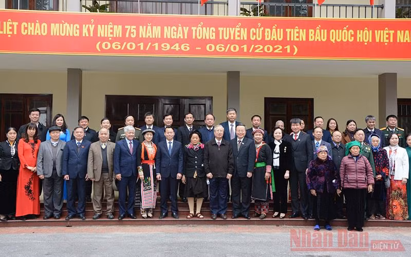 Kỷ niệm 75 năm Ngày Tổng tuyển cử tại Yên Bái