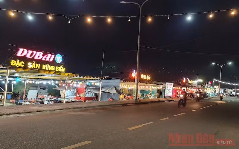 “Khai tử” chợ đêm Sông Trà -0