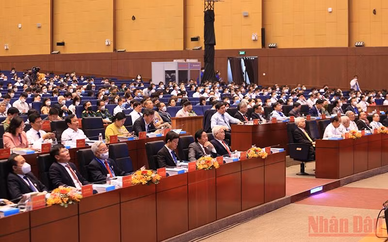 Gần 750 đại biểu tham dự hội thảo.