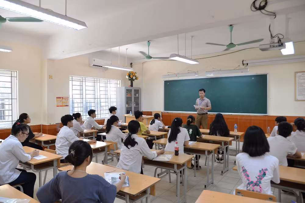 Học sinh Hà Nội chuẩn bị cho Kỳ thi lớp 10 THPT -0