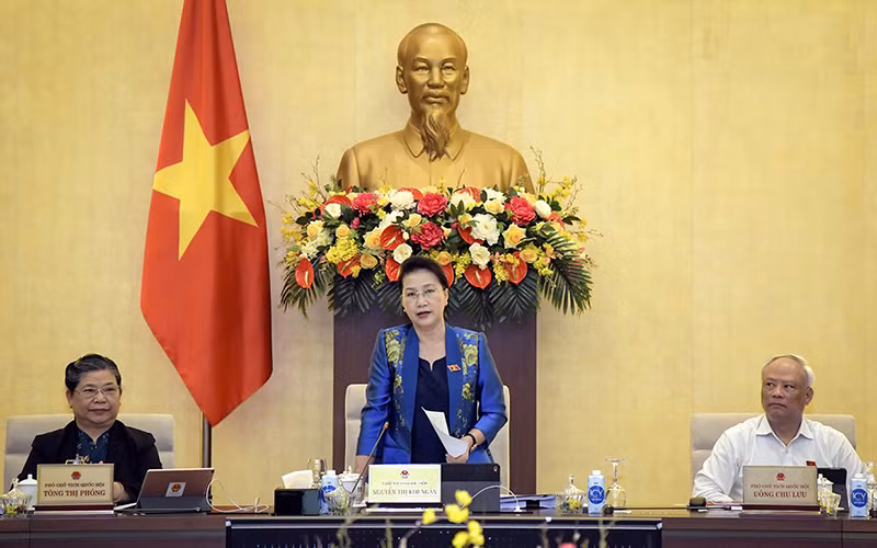 Chủ tịch Quốc hội Nguyễn Thị Kim Ngân phát biểu khai mạc phiên họp.