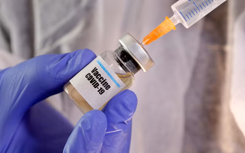 Từ ngày 4-9, người dân Moscow (LB Nga) có thể đăng ký tham gia chương trình thử nghiệm tiêm vaccine ngừa Covid-19. Ảnh: Reuters