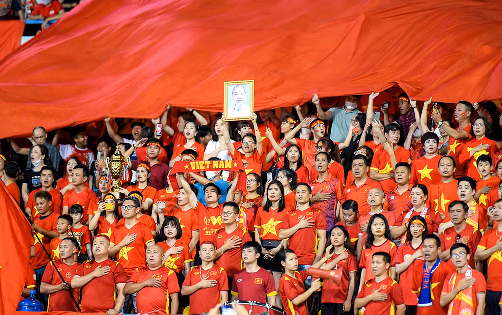 Ảnh đẹp SEA Games 31: Rừng cờ đỏ sao vàng - Niềm tự hào dân tộc tại SEA Games 31 -0