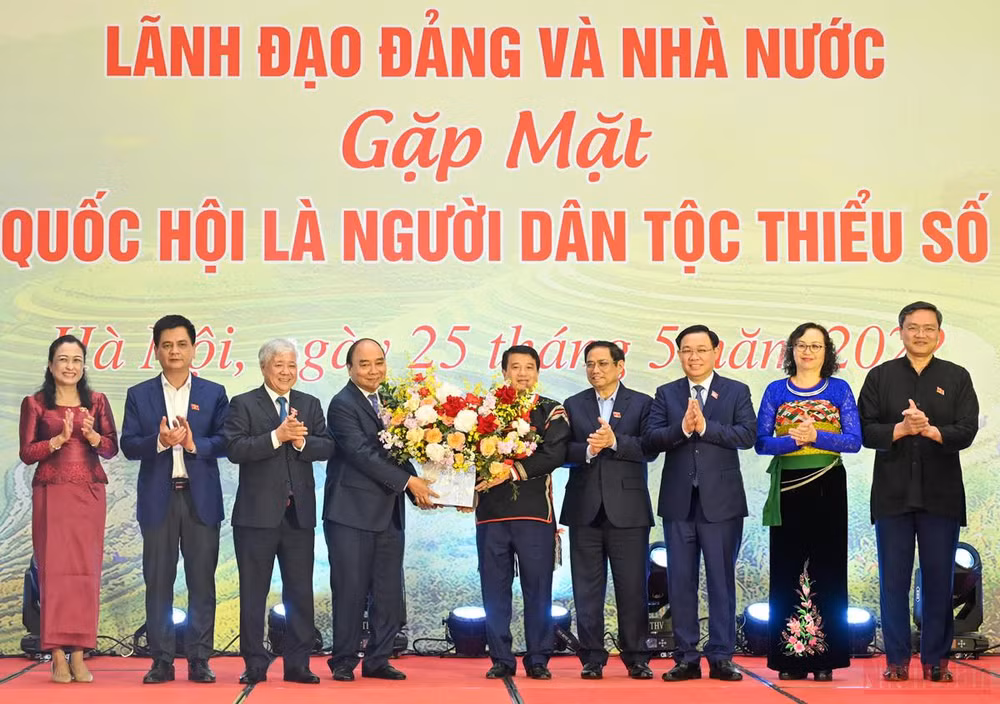 Gặp mặt đại biểu Quốc hội là người dân tộc thiểu số -0