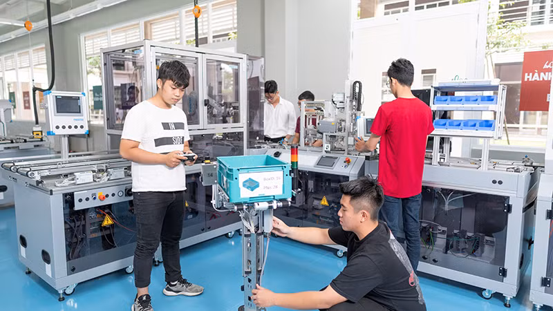 Đại học Quốc tế Miền đông tuyển sinh năm học mới 2021 -0