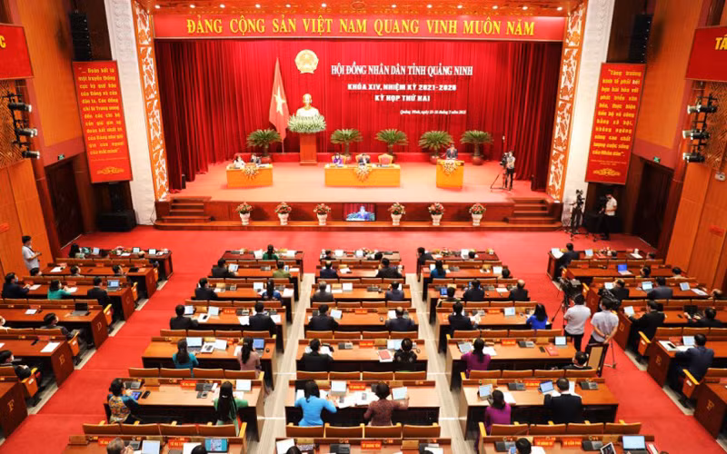 Quảng Ninh: Tiếp tục đổi mới mô hình tăng trưởng gắn với tái cơ cấu kinh tế -0