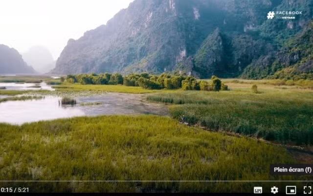 Một cảnh trong MV "Bao la Việt Nam. (Ảnh cắt từ clip)
